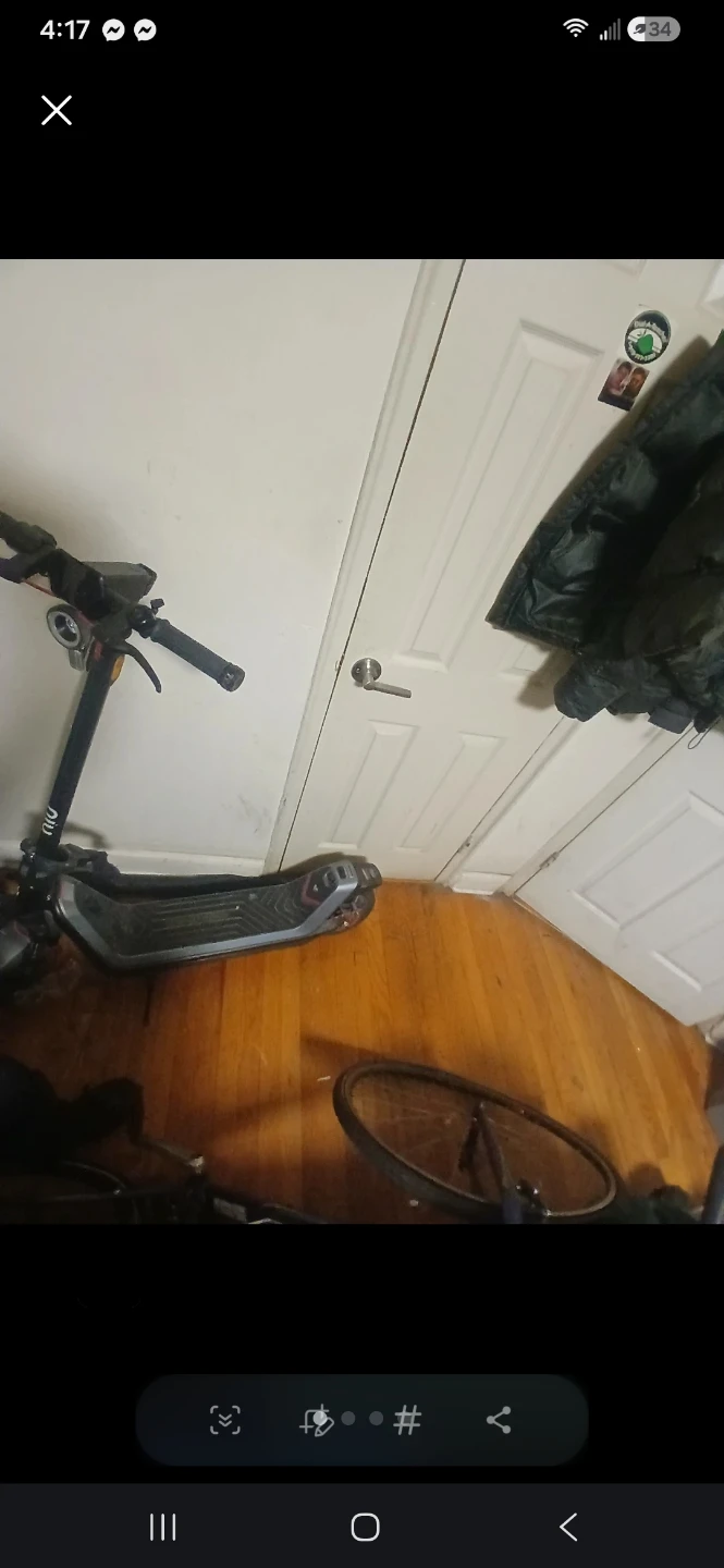 NIU KQi300X Electric Scooter