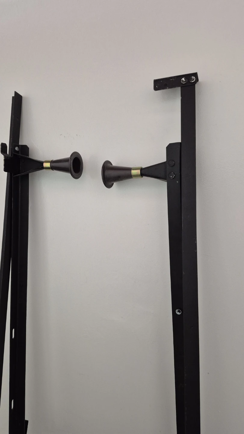Adjustable metal bed frame - photo 2