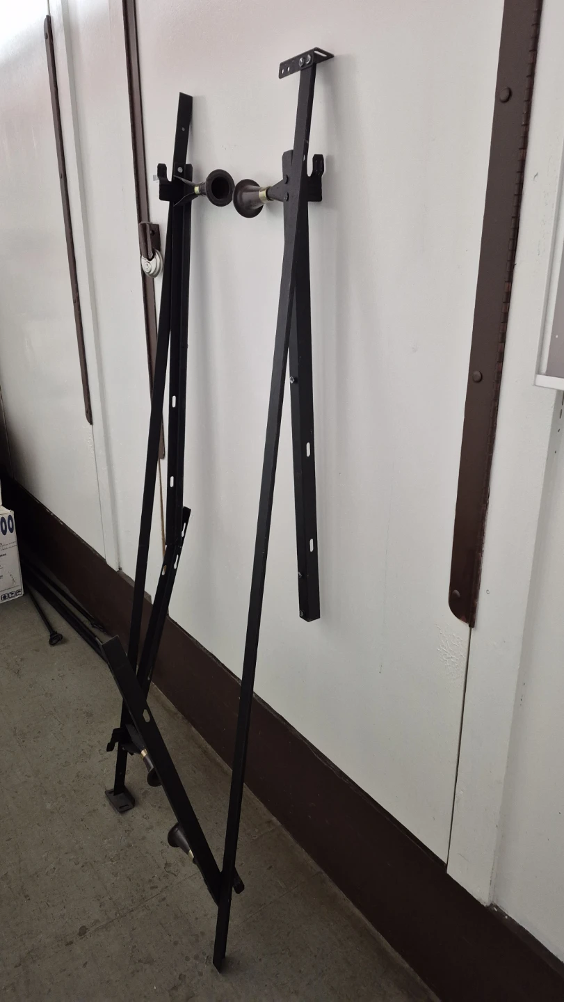 Adjustable metal bed frame - photo 3