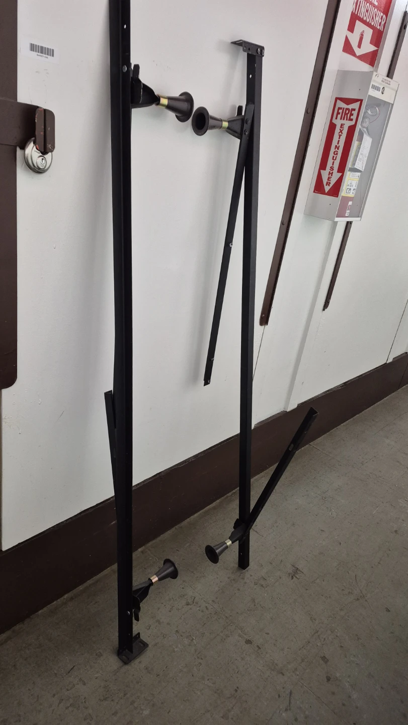 Adjustable metal bed frame - photo 4