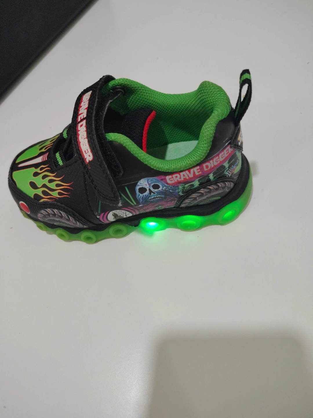 Grave Digger Monster Truck Shoes Size 7 - photo 3