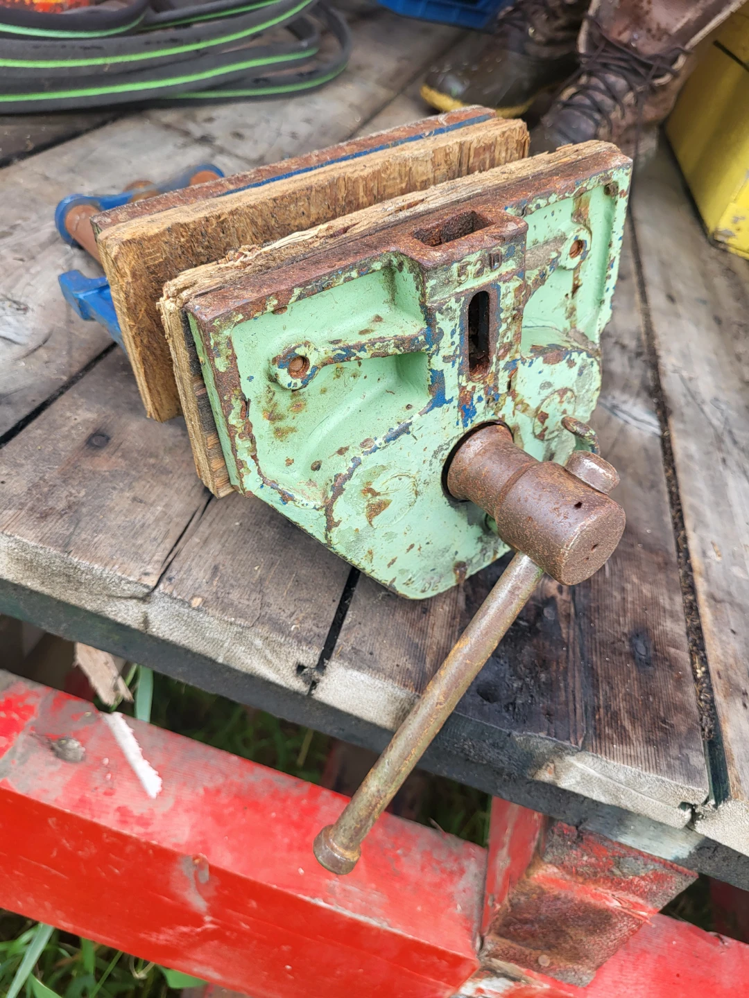 RECORDED 52D "Made in England" Wood Bench Vise Tool