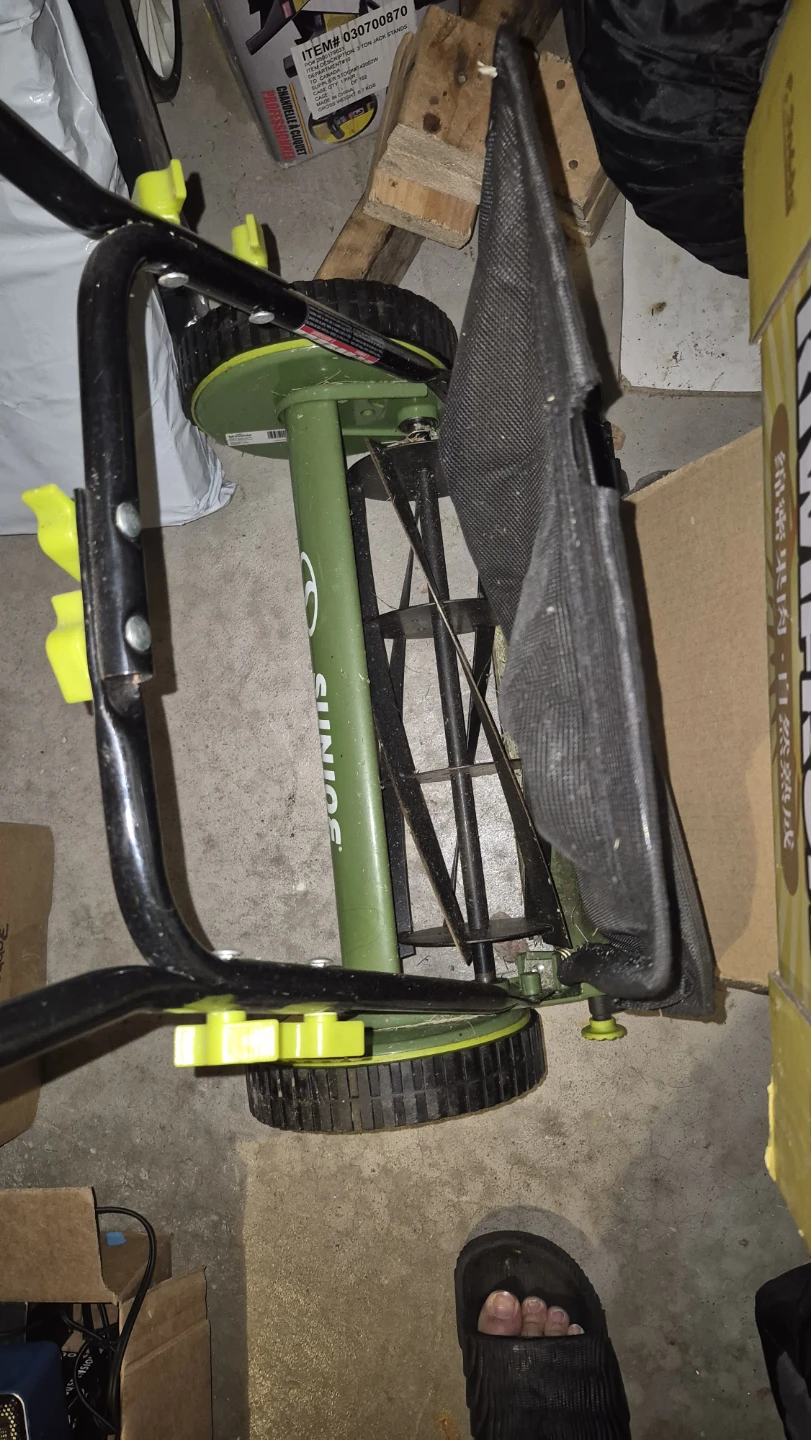 Sun Joe MJ501M Manual Reel Mower w/ Grass Catcher, 18 Inch