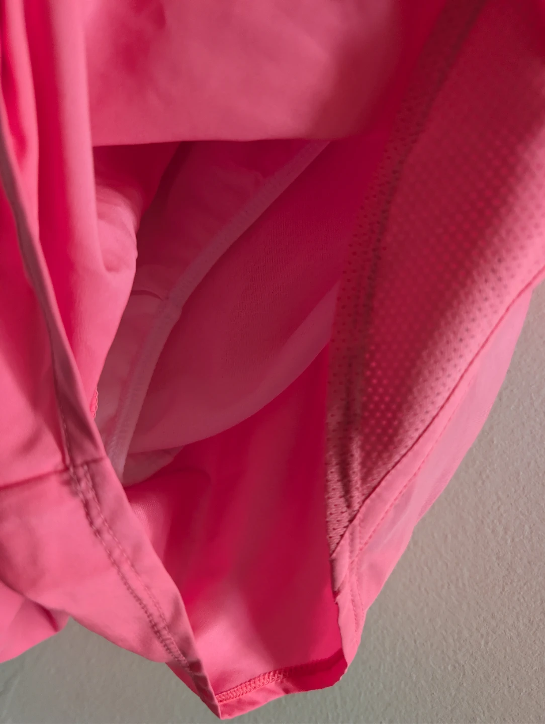 ⚽ Under Armour Pink Running Shorts - photo 5