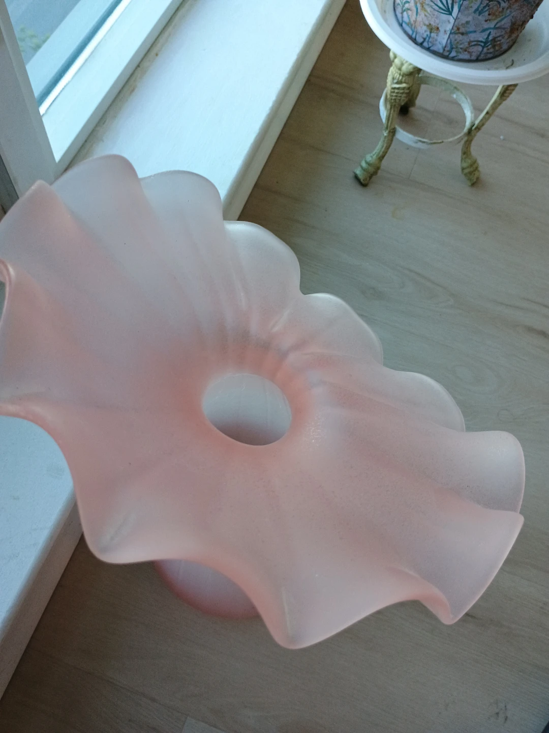 Pink Frosted Glass Vase - photo 2
