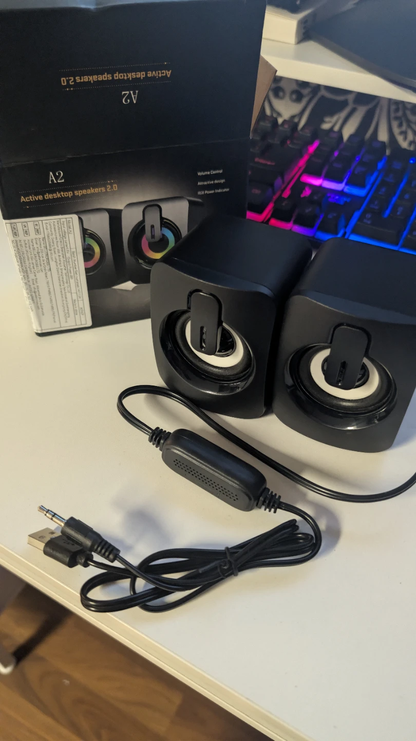 A2 Active Desktop Speakers 2.0