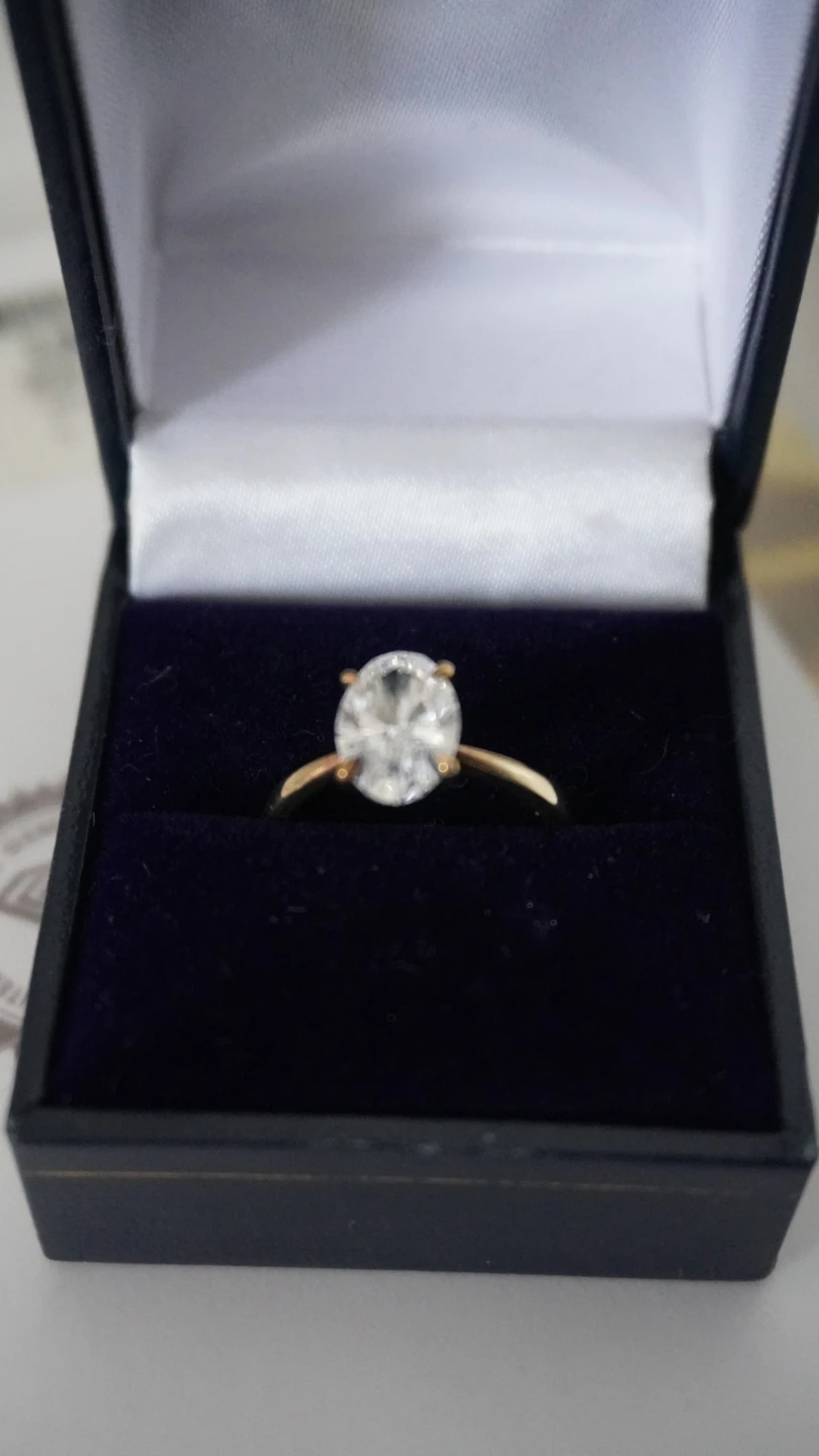 2.15 ct lab grown diamond with a 14k gold band - photo 4