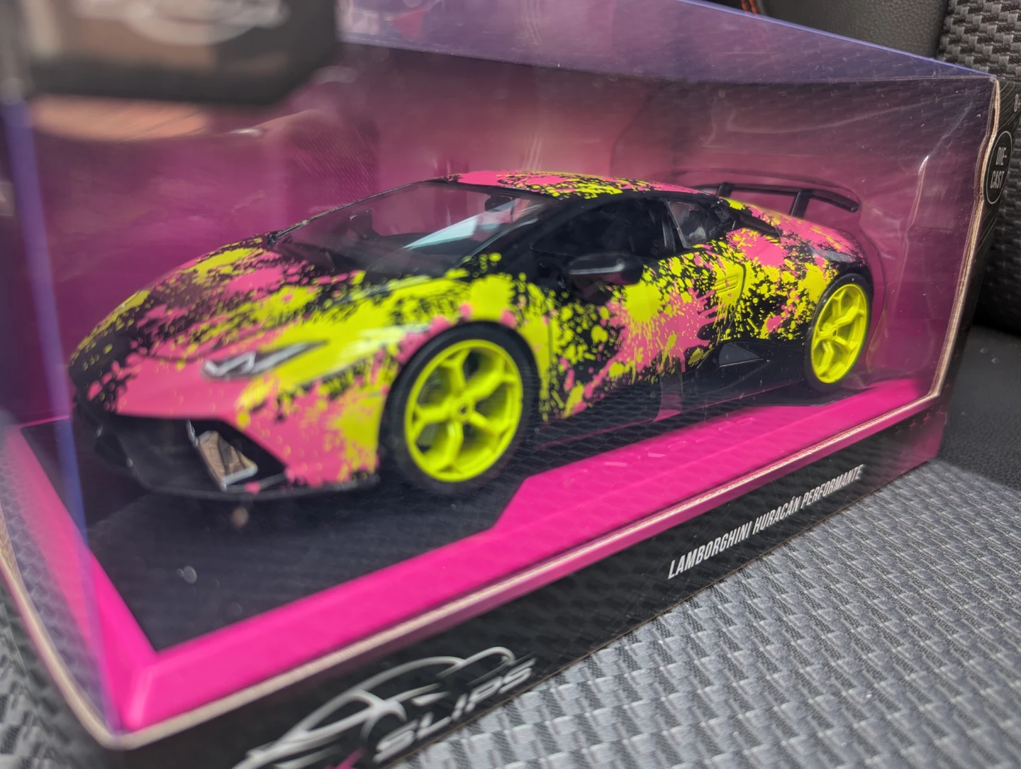 Pink Slips 1:24 Lamborghini Huracán Performante - photo 3
