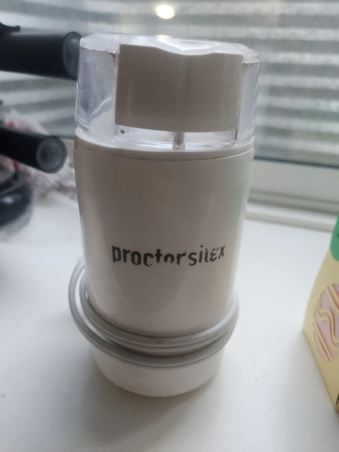 Proctor Silex Coffee Grinder - photo 2