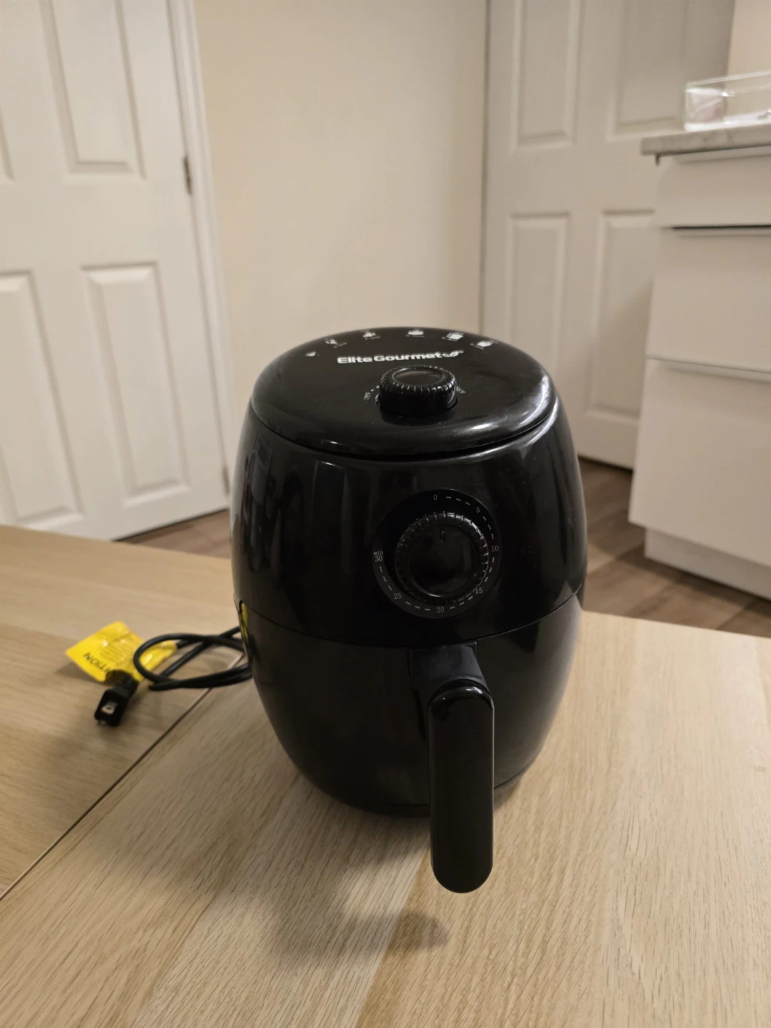 Elite Gourmet air fryer