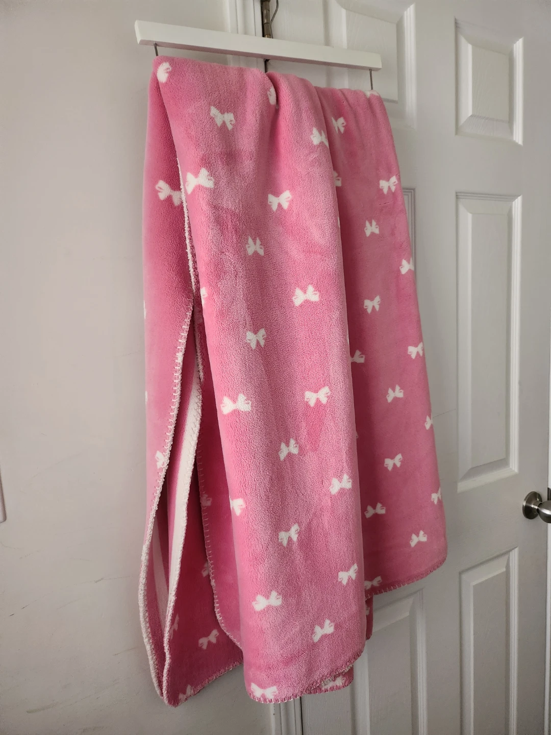 Pink Throw Blanket