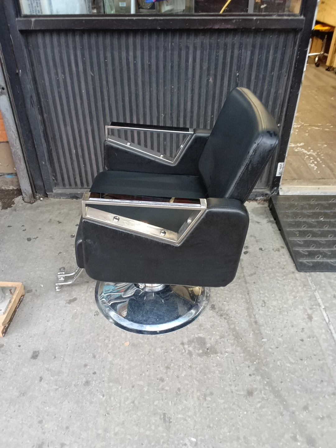 Black Barber Chair with Chrome Accents - photo 4