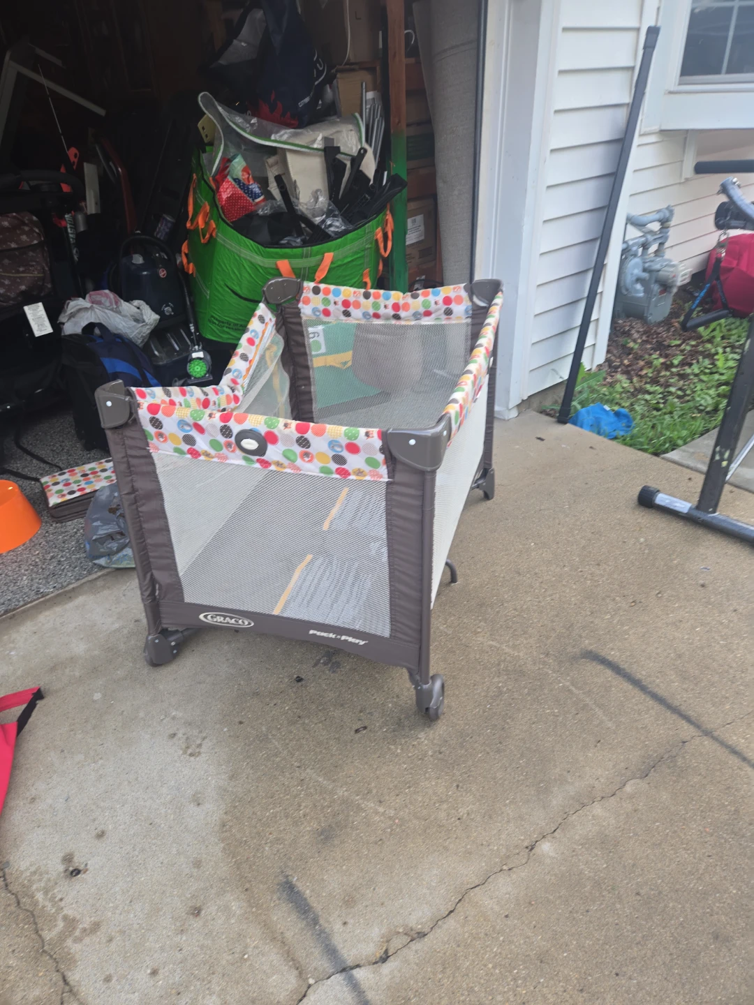 Graco Pack 'n Play Portable Playard - photo 4