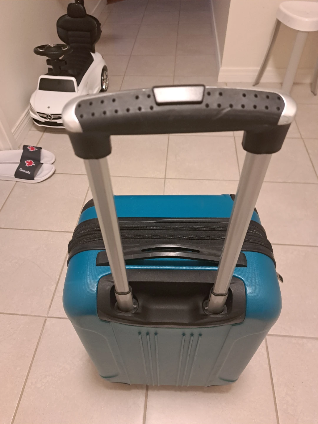 Skyway Luggage Suitcase - photo 2