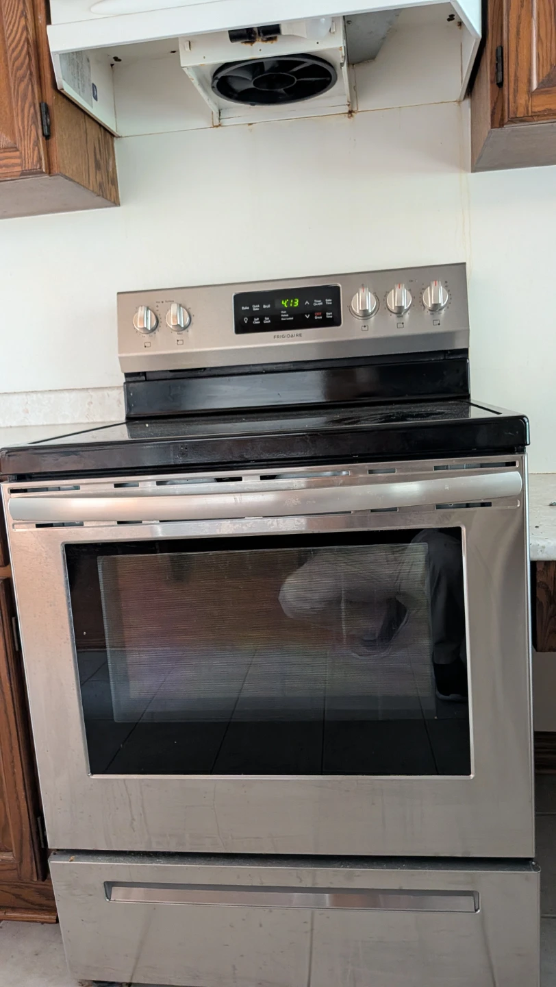 Frigidaire stove