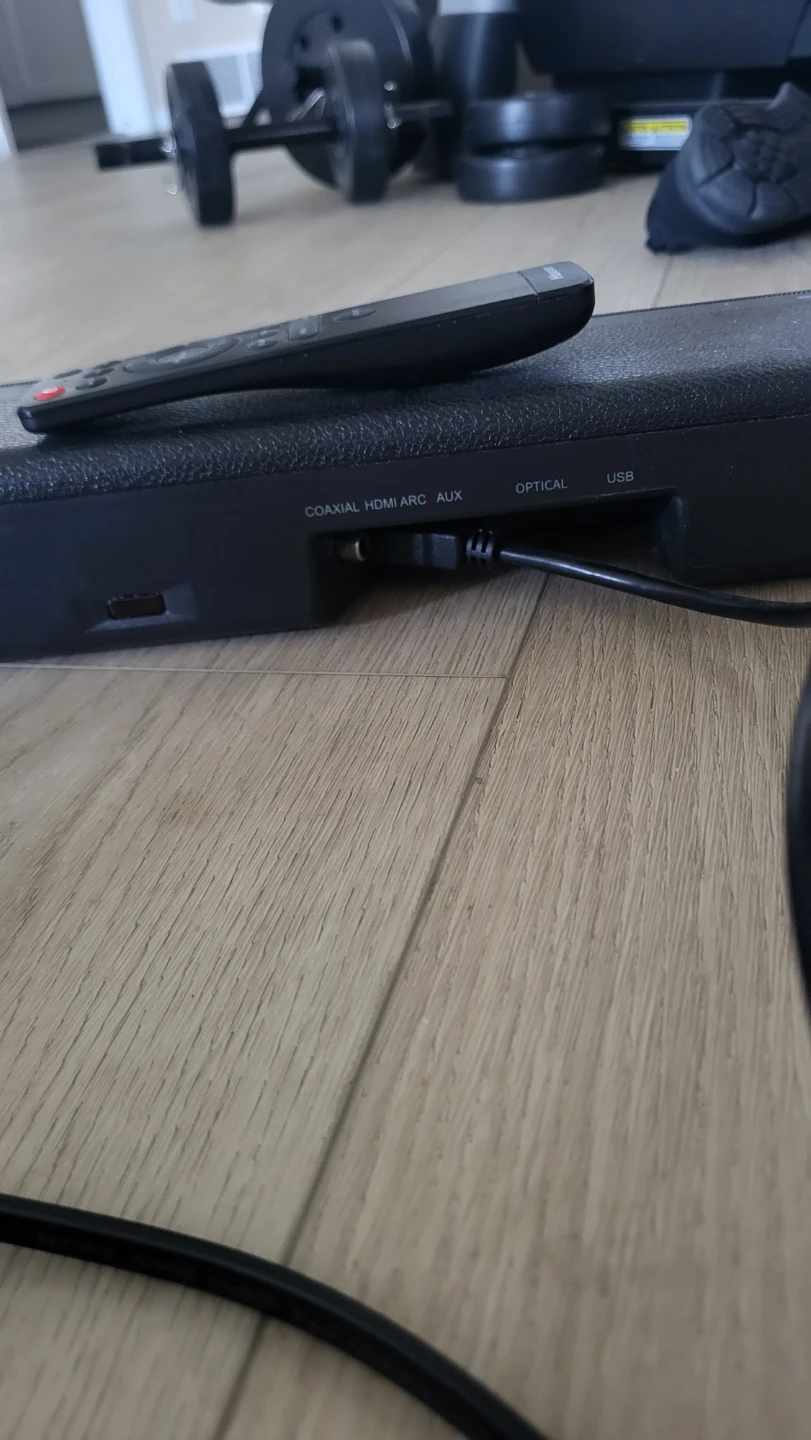 Hisense Black Soundbar with Remote - photo 2