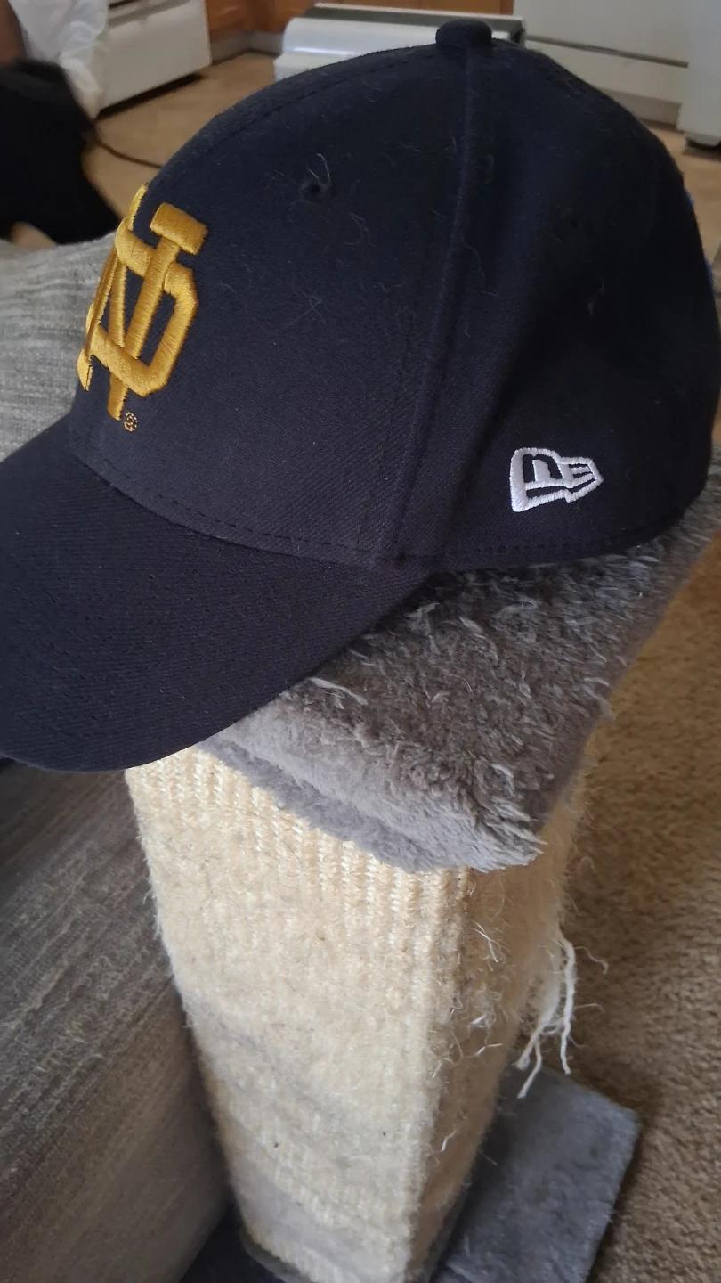 New Era Notre Dame Fighting Irish Baseball Cap Size S/M - photo 2