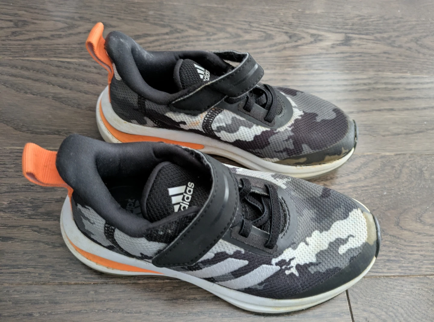 ⚽ Adidas Kids Running Shoes Size 12K