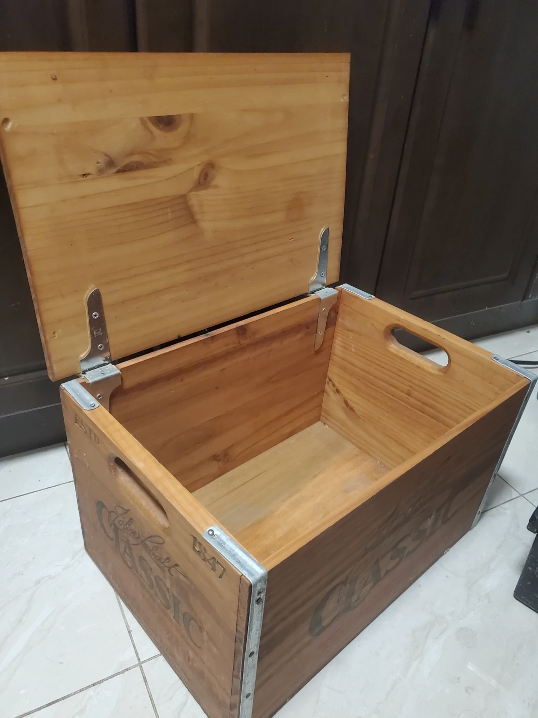 John Labatt Classic wooden beer crate - photo 2