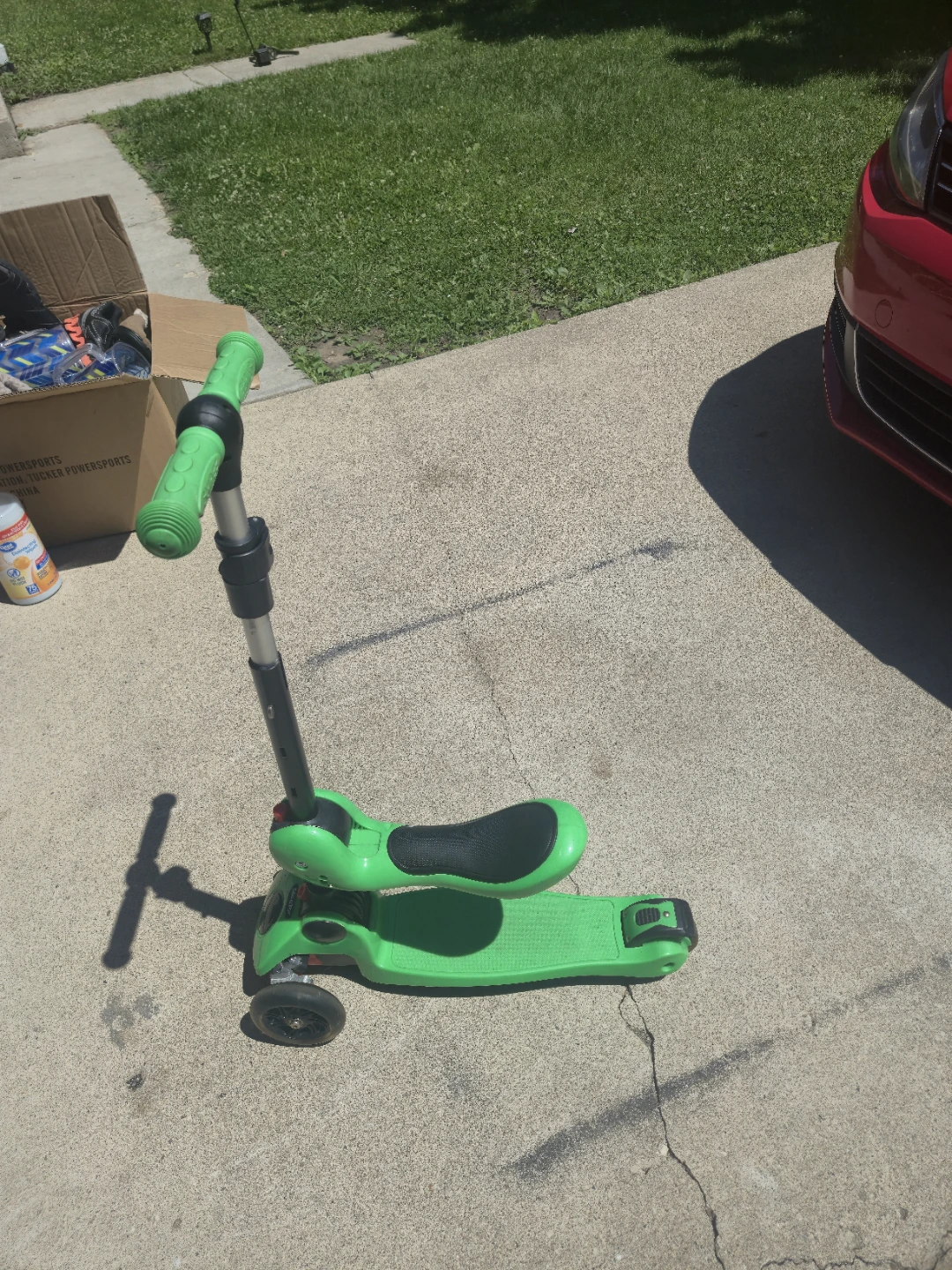 Green 3-Wheel Scooter - photo 3