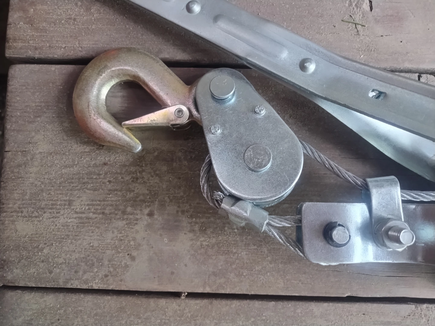 Comealong hand ratchet winch - photo 3