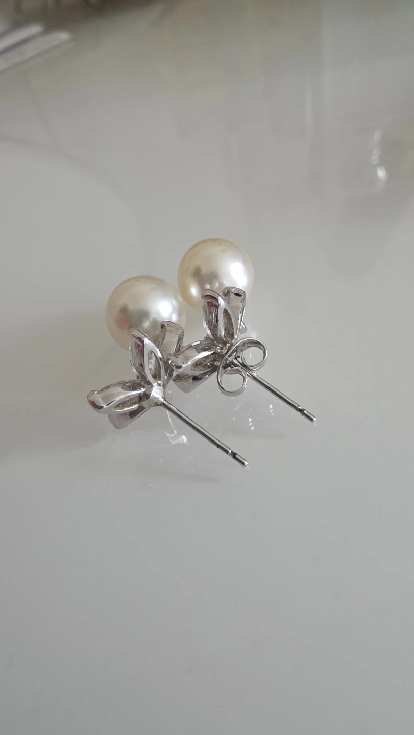 Pearl and Crystal Flower Stud Earrings - photo 2