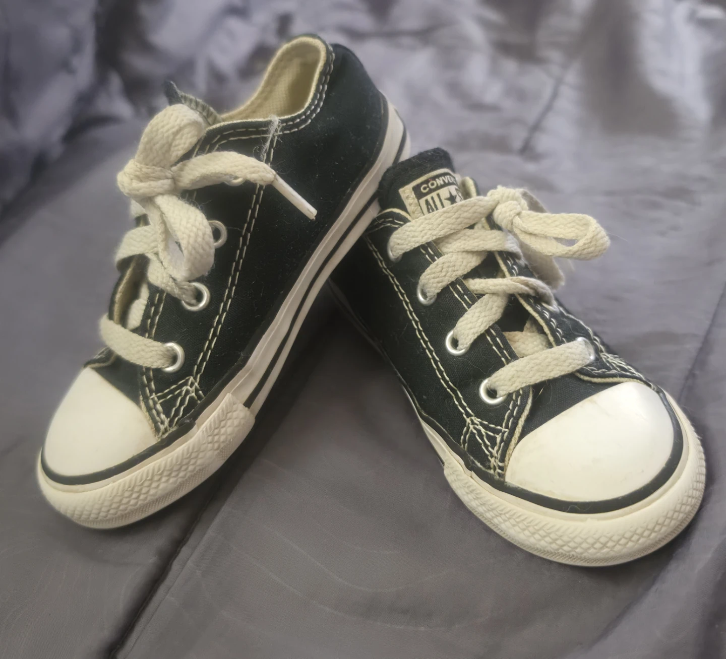 Converse Chuck Taylor All Star Low Top Sneakers