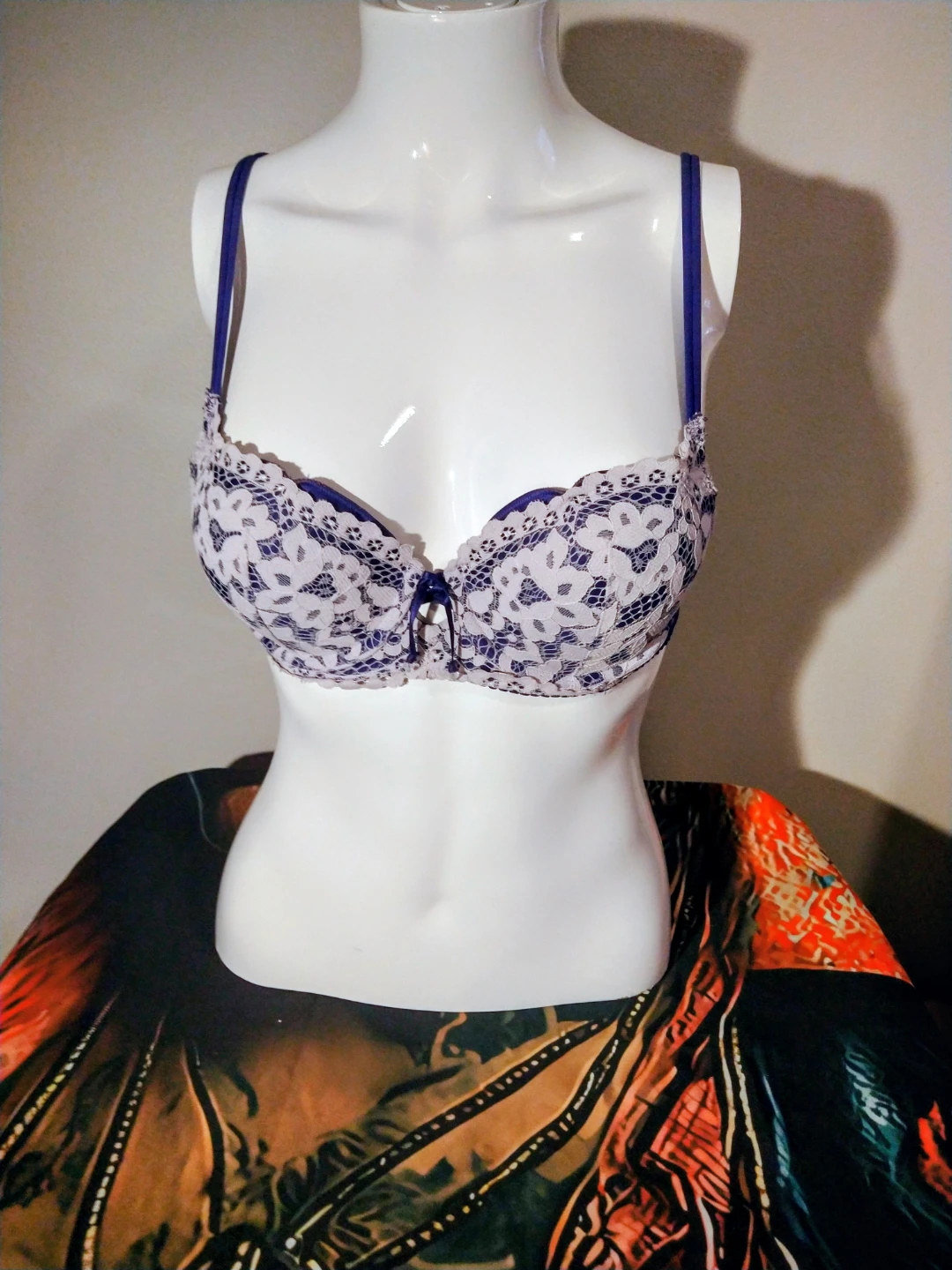 Victoria's Secret Purple/Indigo & Lace Balconett 34B - photo 3