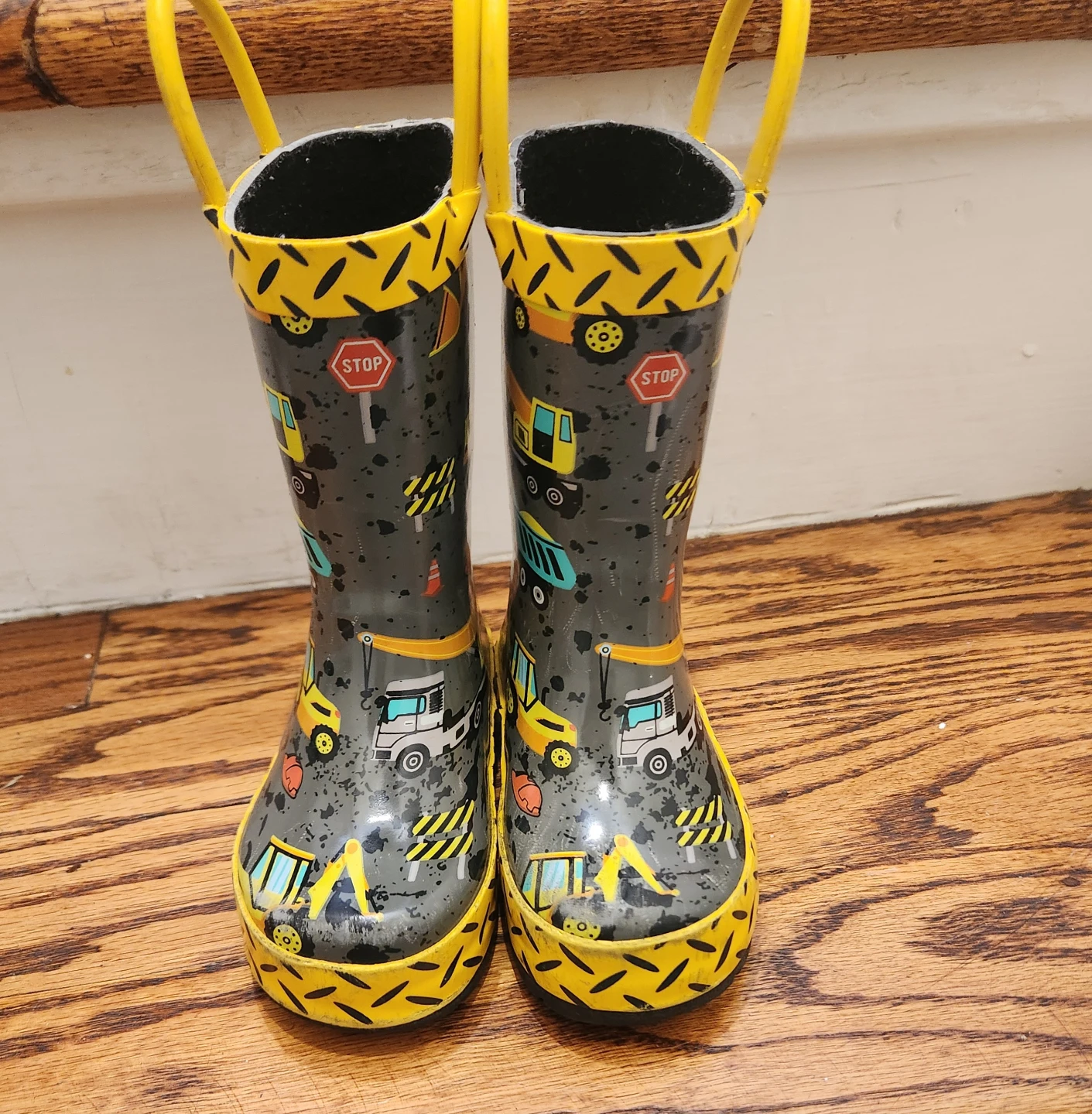 Kids Construction Print Rain Boots size 5