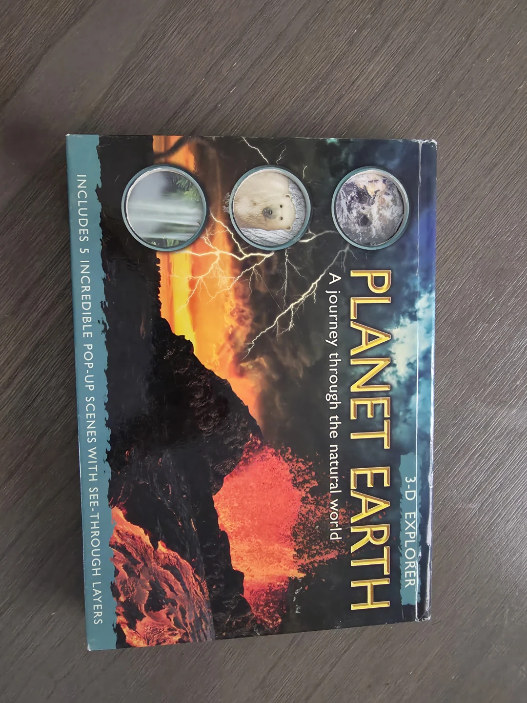 Planet Earth 3-D Explorer Book