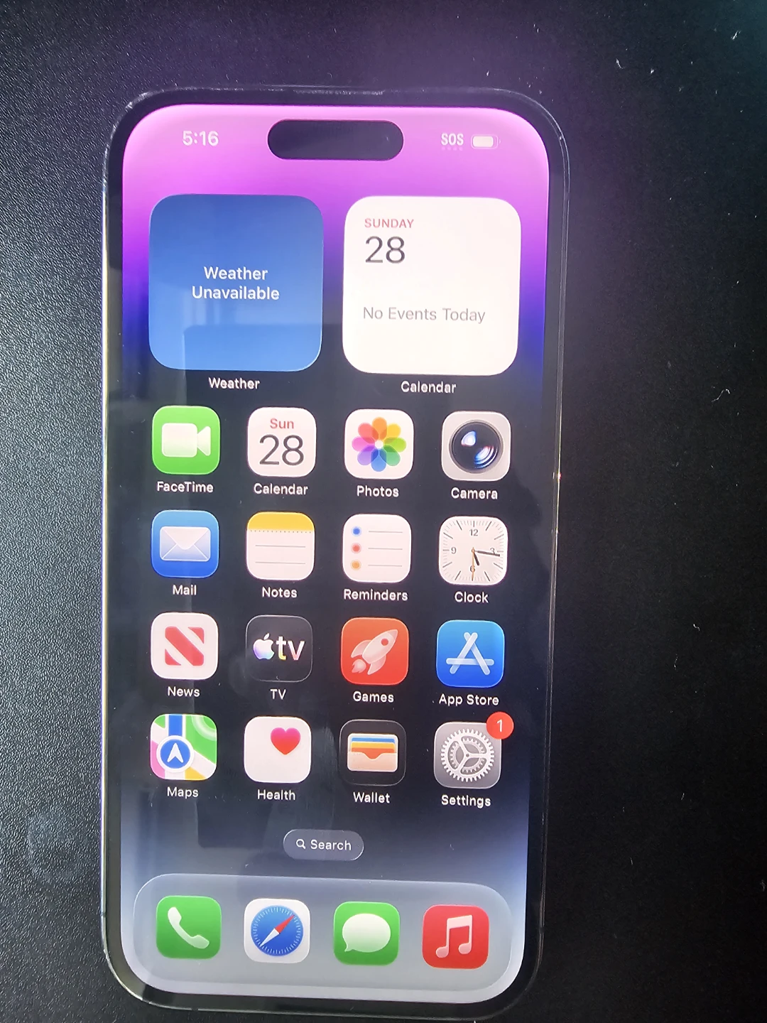 Iphone 14 pro 128 gb for sale cracked back glass $450