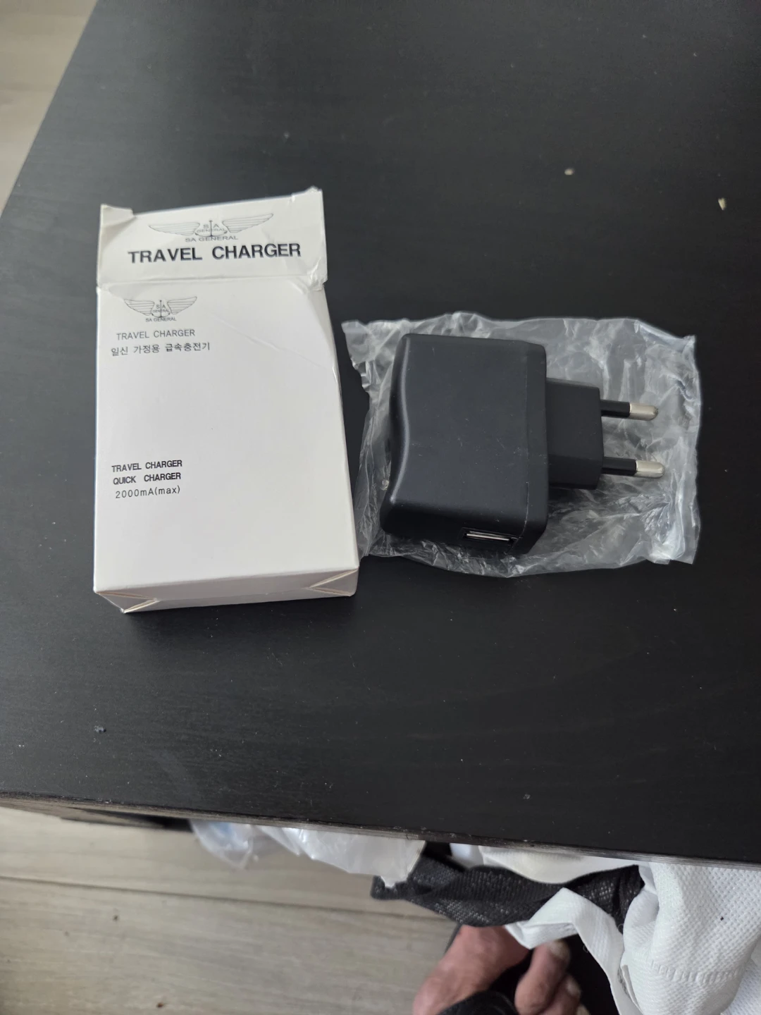 LC Power Travel Charger - photo 3