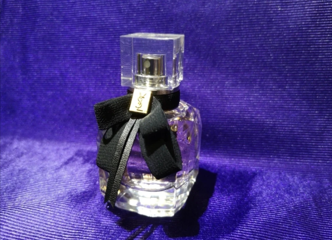 Yves Saint Laurent ~ Mon Paris ~ Eau de Perfume - photo 2