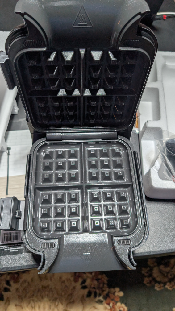 Ninja Belgian Waffle Maker - photo 3