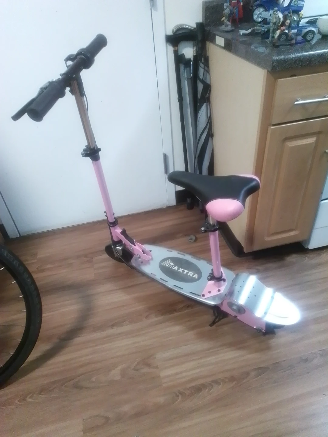 Pink Maxtra Electric Scooter with Seat