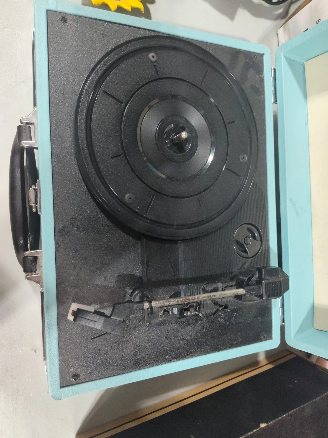 1 by One Vintage Turntable Record Player