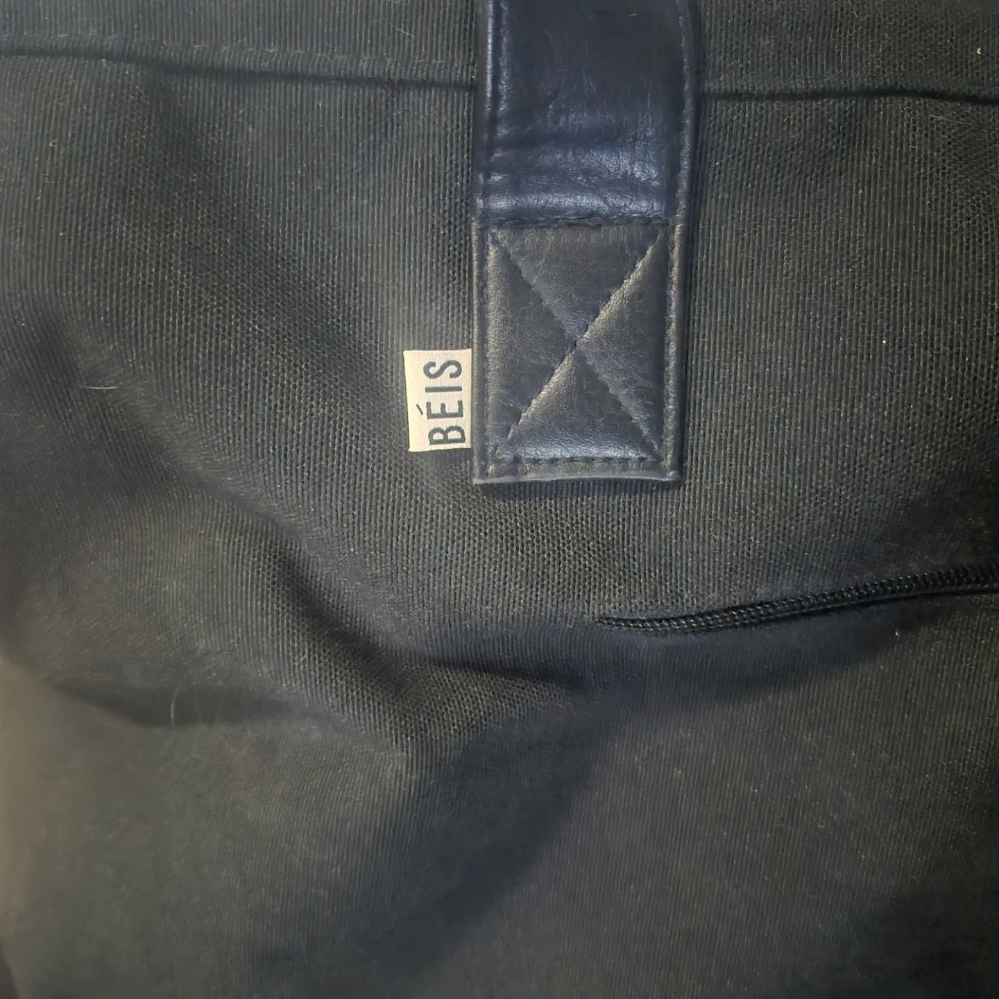 BÉIS The Weekender Bag - Black (Great Condition) - photo 3