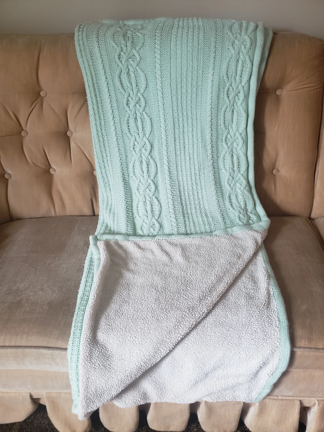 Chunky Knit Sherpa Throw Blanket
