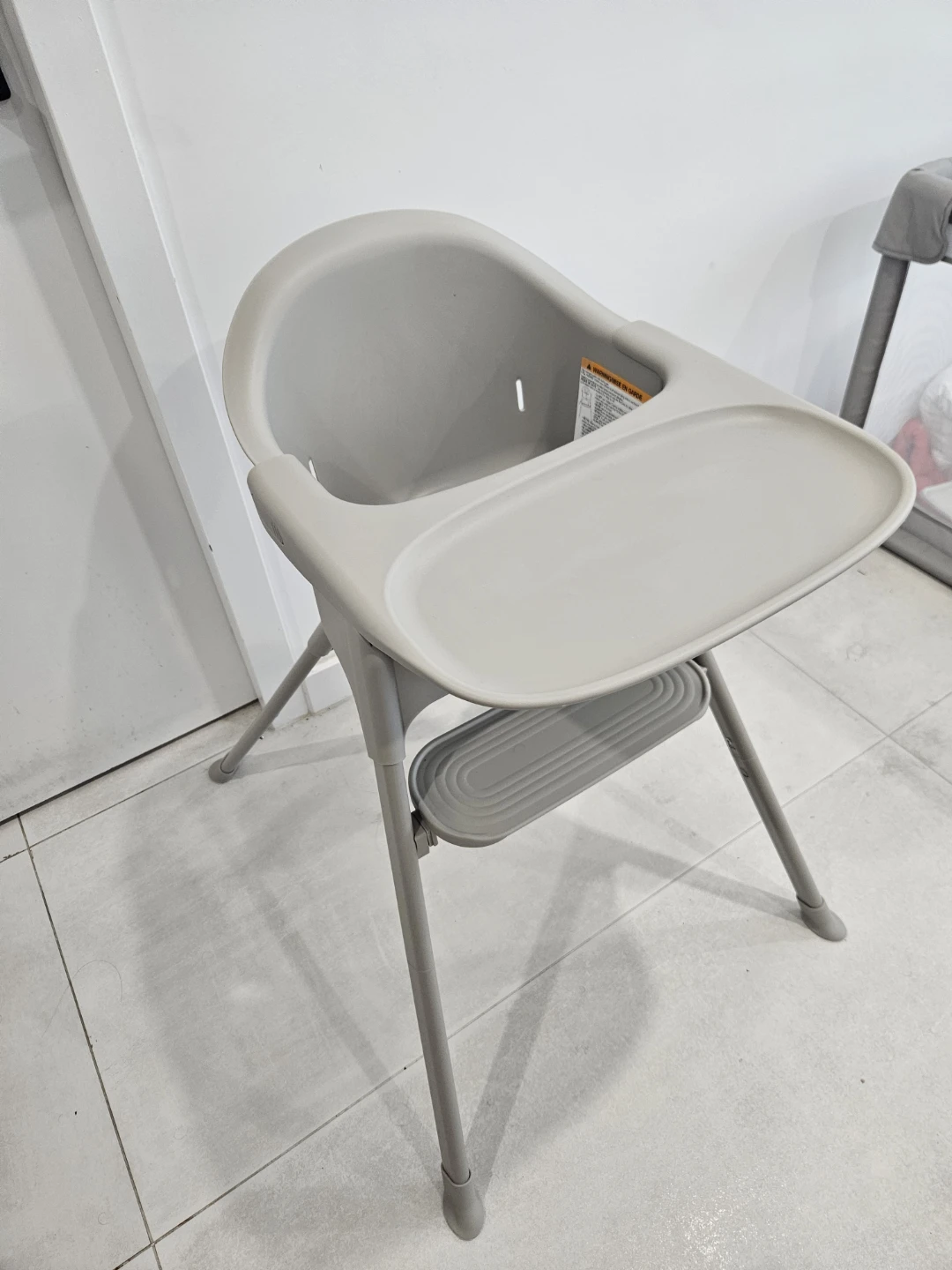 MOMPUSH Grey Folding High Chair with Tray