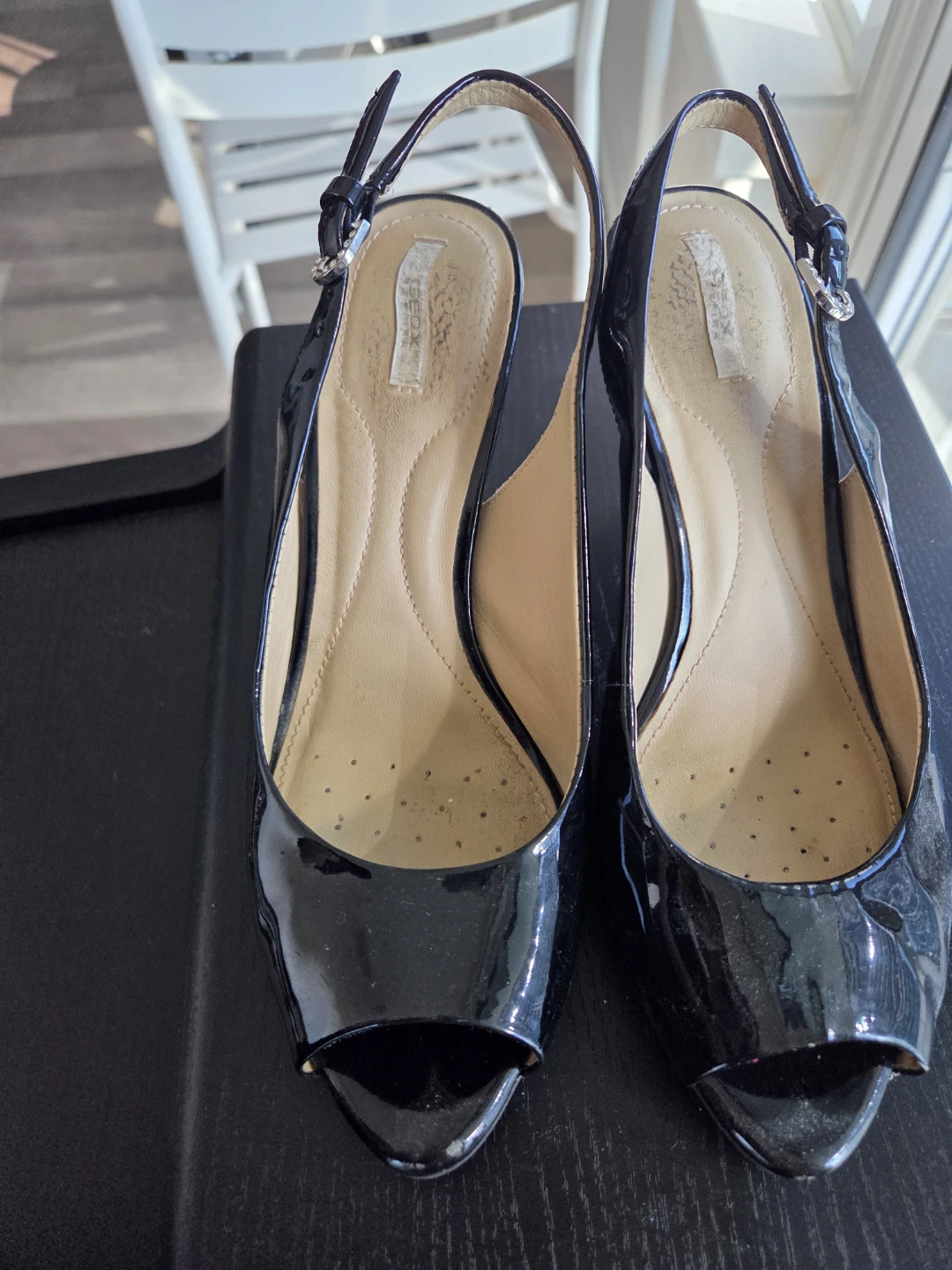 Geox Black Patent Slingback Heels - photo 5