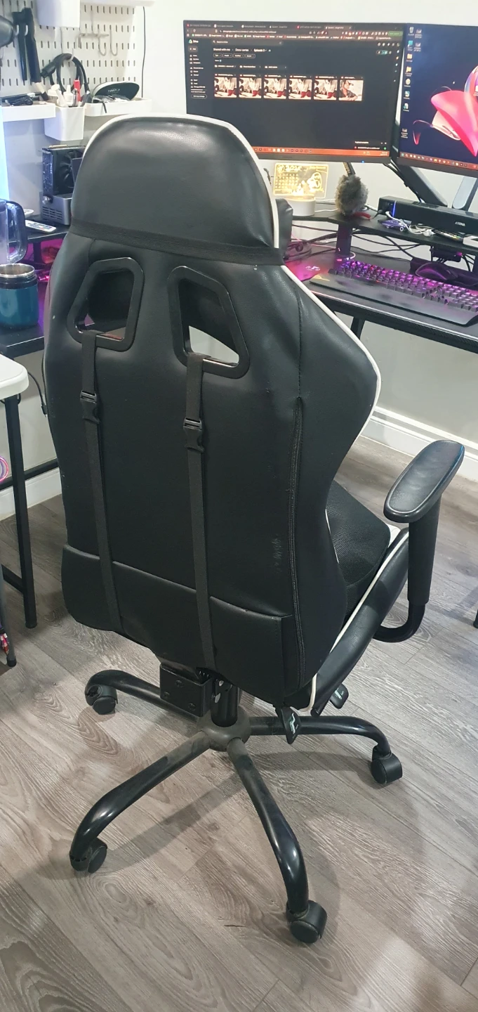 Black and White Gaming Chair with Footrest - photo 4