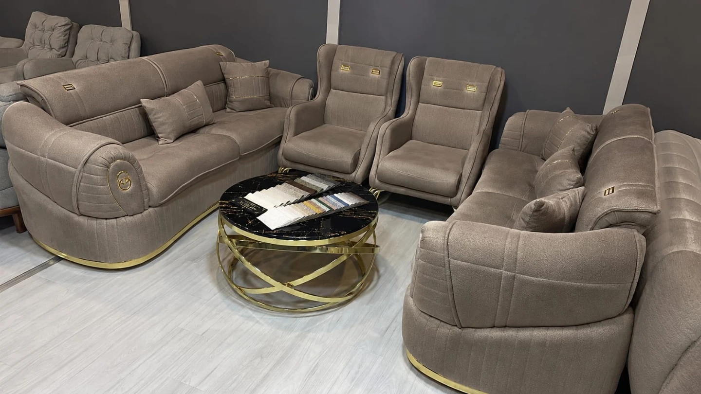 Modern Tufted 2 Sofa and 2 Armchairs Set