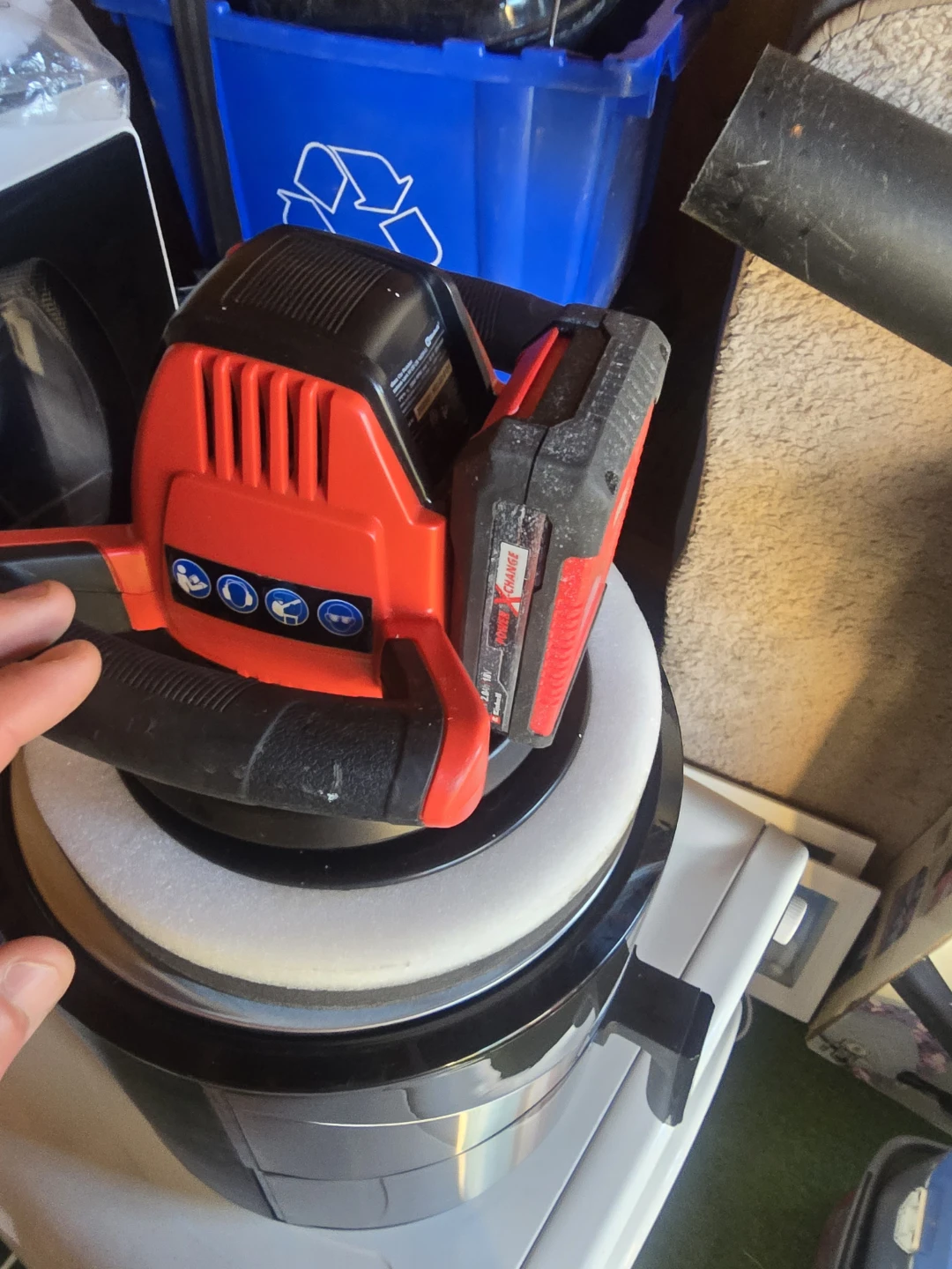 Einhell 18V Cordless Polisher - photo 4