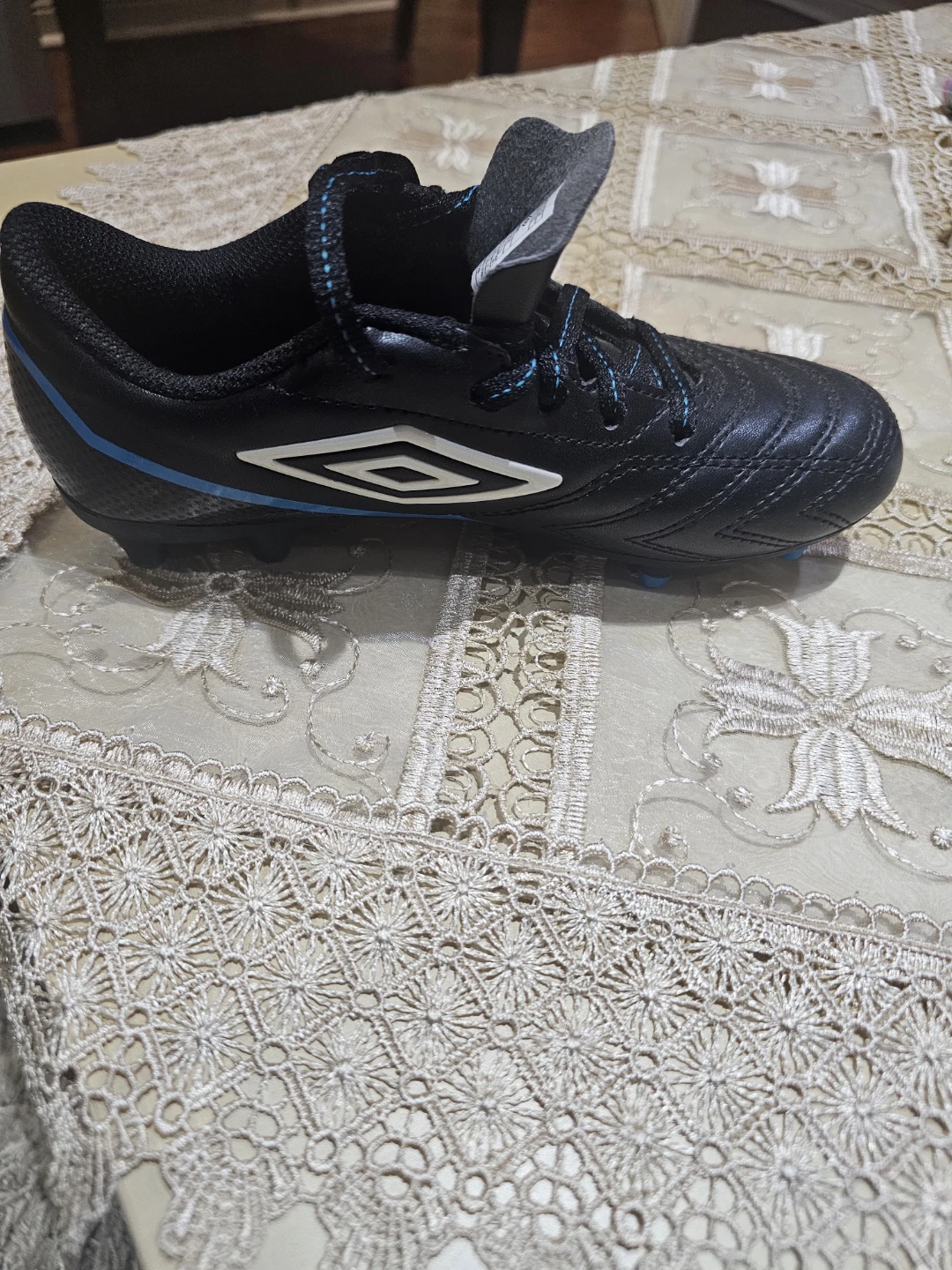 Umbro Stadia Soccer Cleats - Black/Blue - photo 2