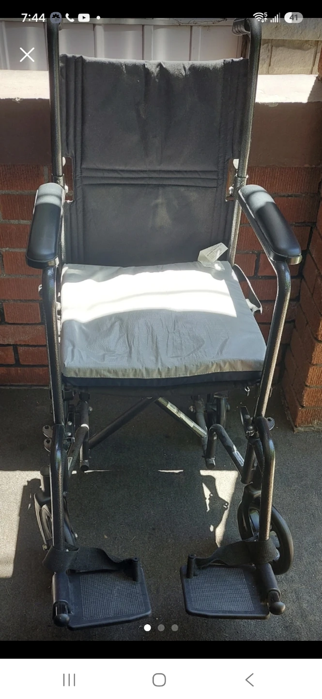 Drive Medical Transport Wheelchair
