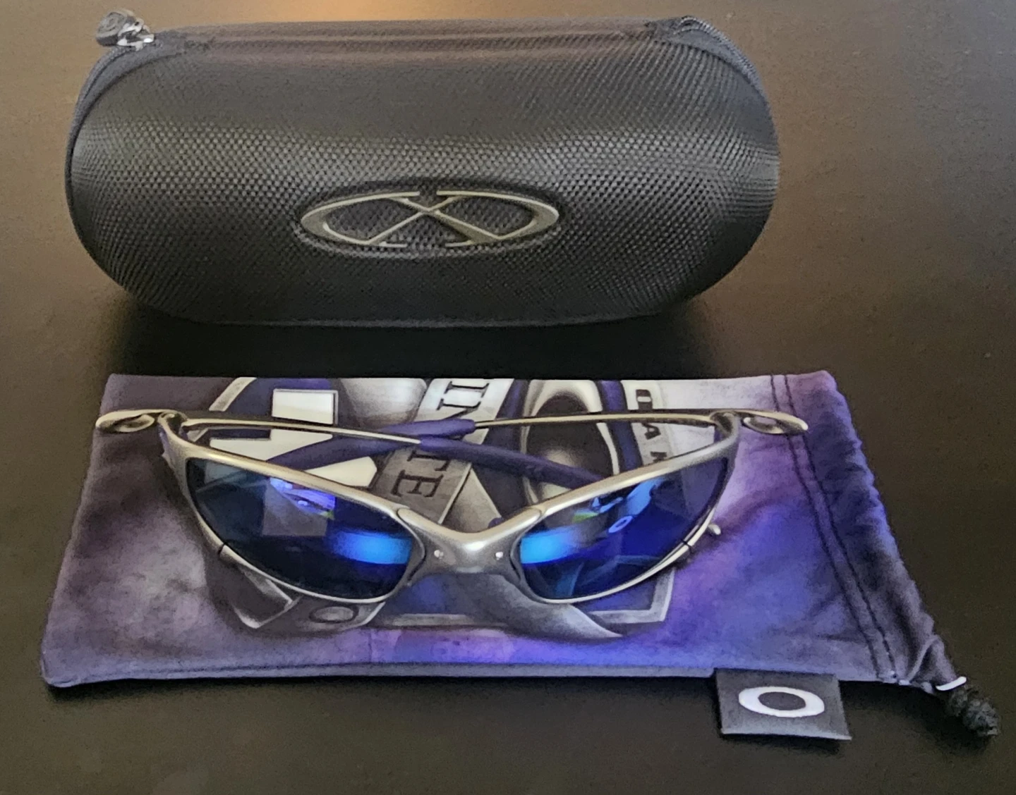 Oakley Juliet Sunglasses with Case and Pouch