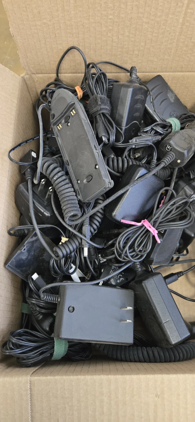 Assorted Older Mobile Phones and Accessories - photo 4