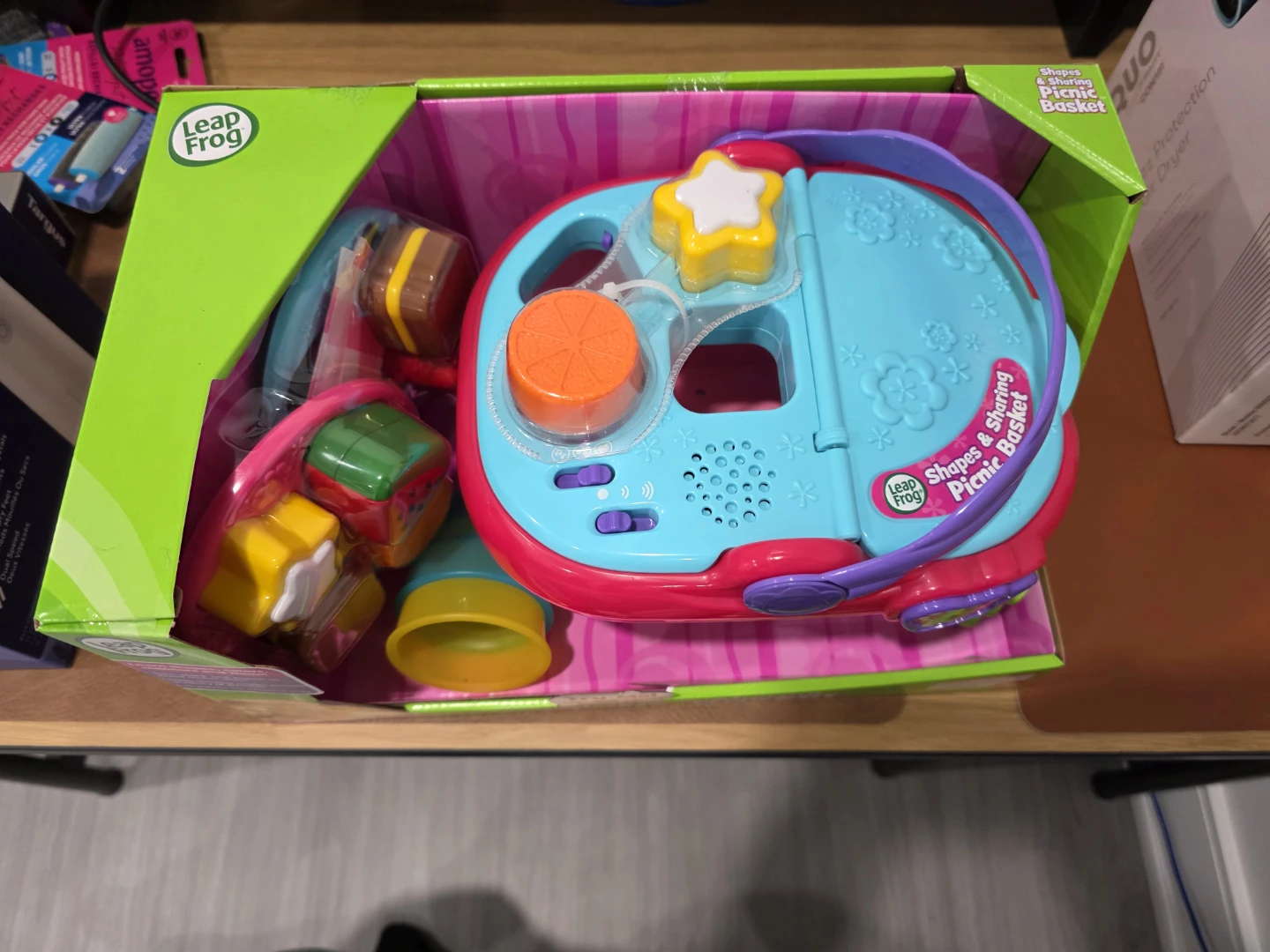 Leap Frog Shapes & Sharing Picnic Basket Toy unopened - photo 2