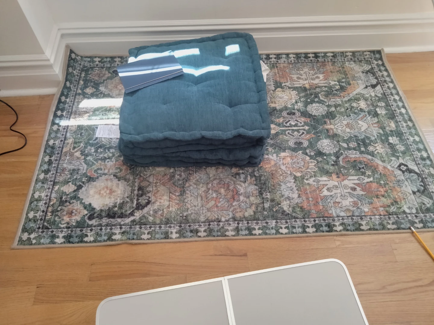 Floor pillow set - photo 4