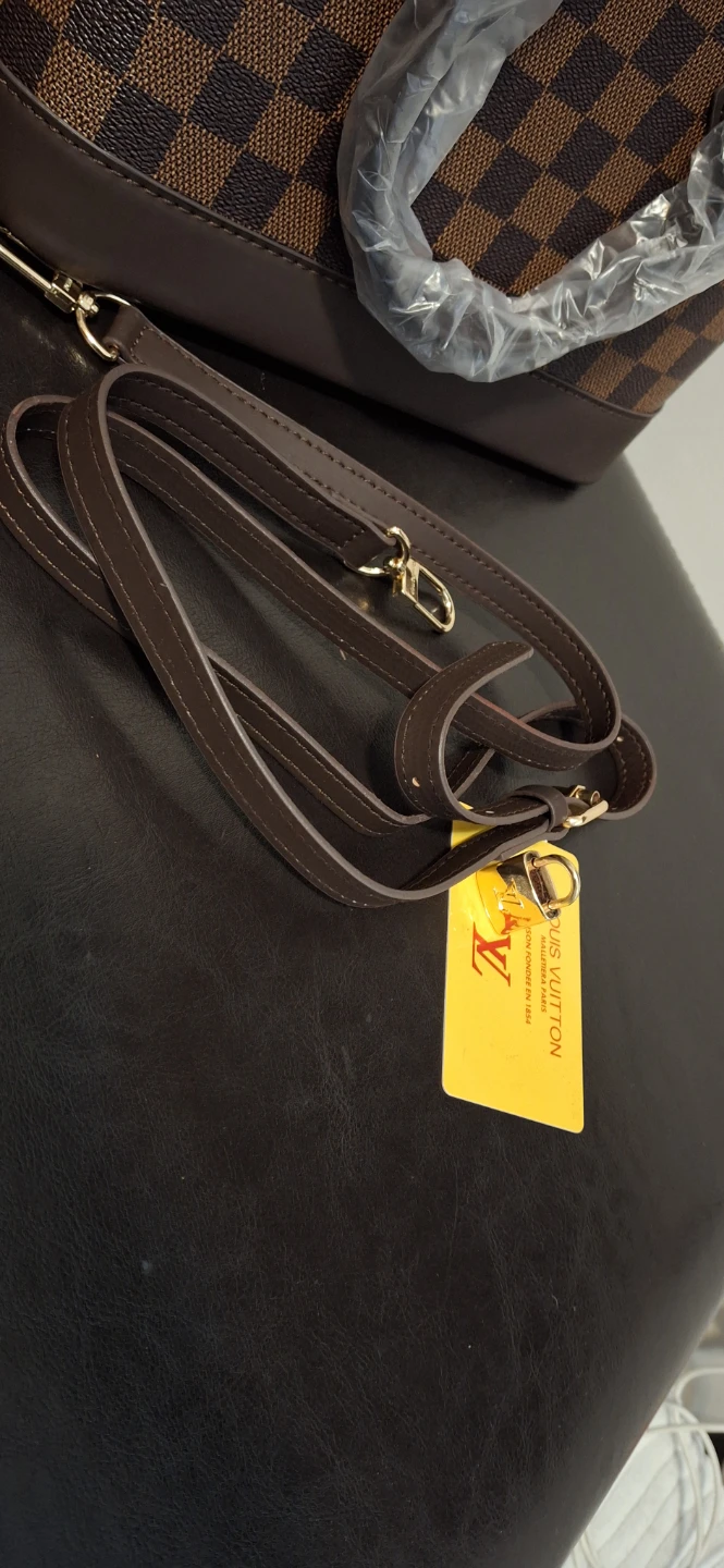 Louis Vuitton Bag - photo 2